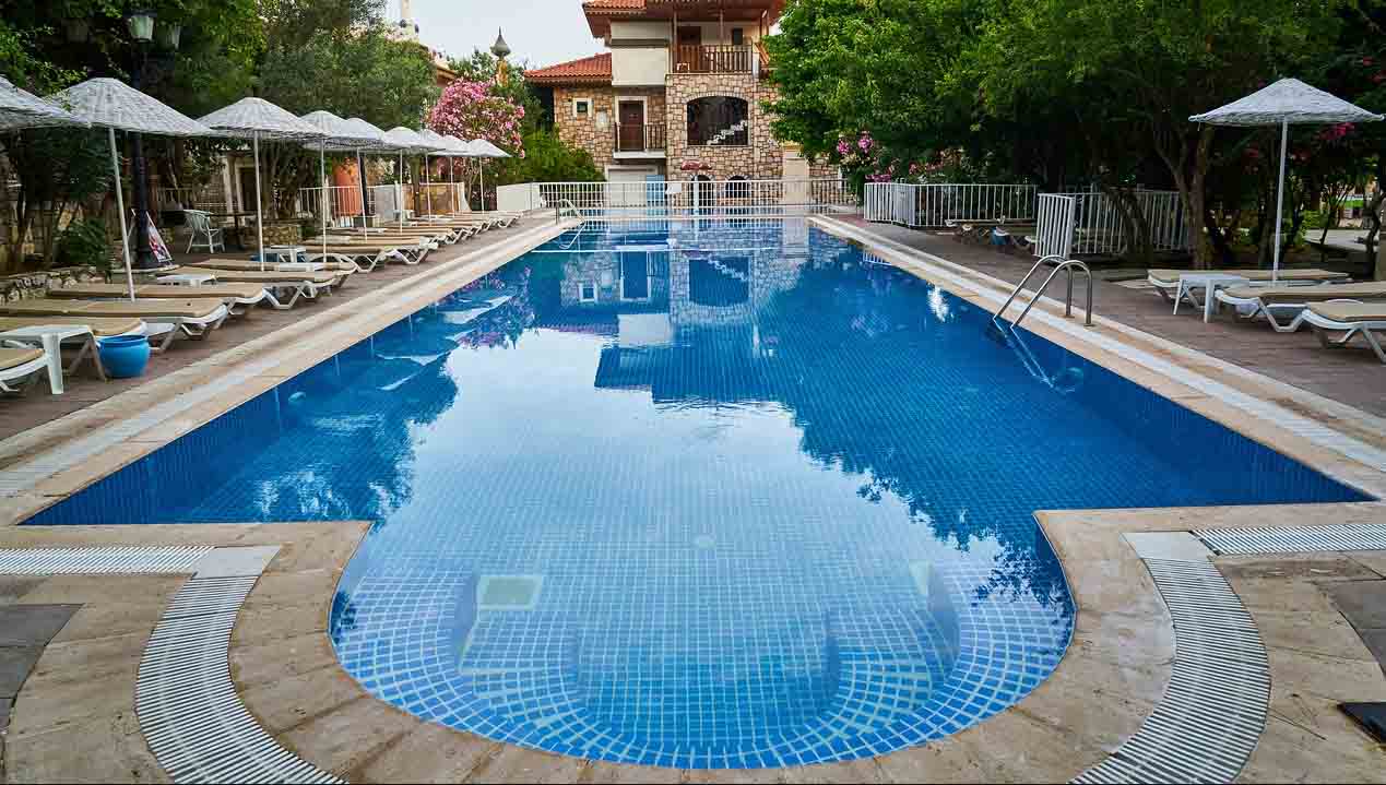 pool tiling costs